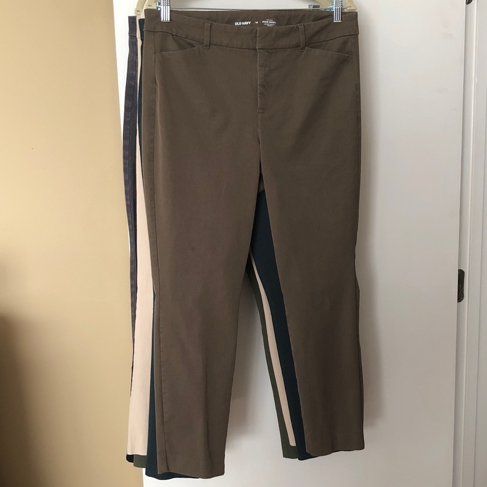 Old Navy Women’s Tan Chinos